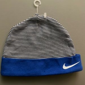 Nike Baby’s striped hat🆕